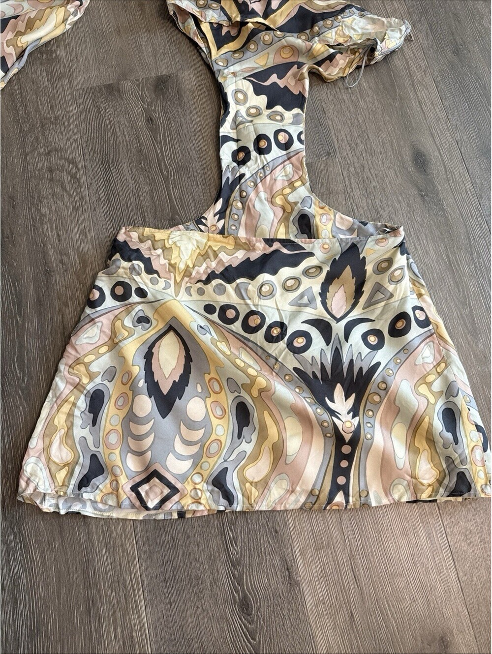 CULT GAIA Lucy One Sleeve Asymmetric Silk Blend Cutout 70's Print Mini Dress- M - Picture 8 of 11
